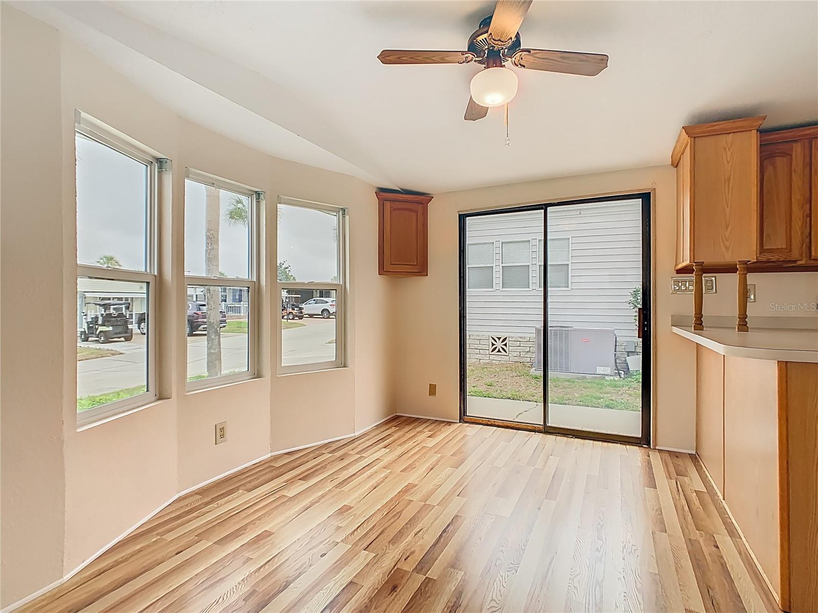 Listing photo 3 for 9705 Lake Bess Rd #715