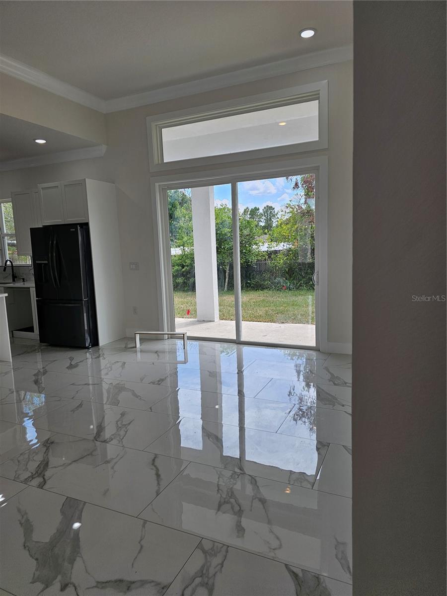 Photo 37