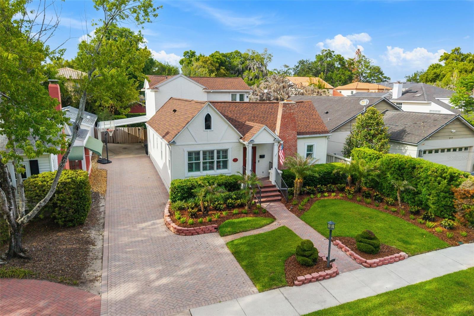 521 SHERIDAN BOULEVARD