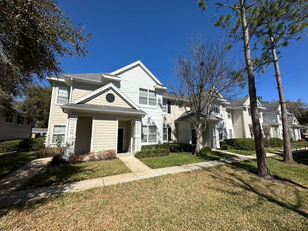 225 SOUTHERN PECAN CIRCLE Unit 208