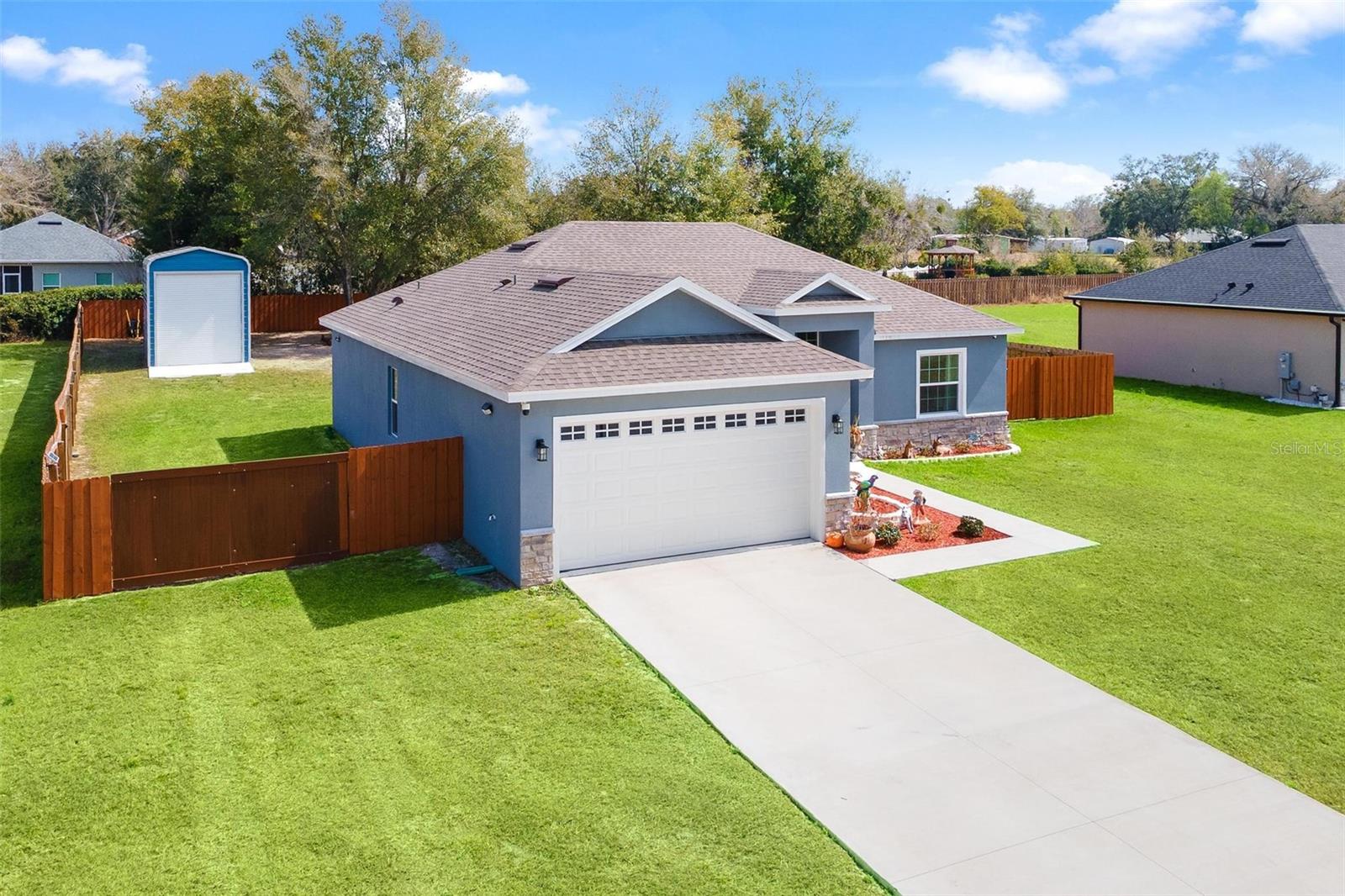 Listing photo 1 for 41428 Tarpon Ave