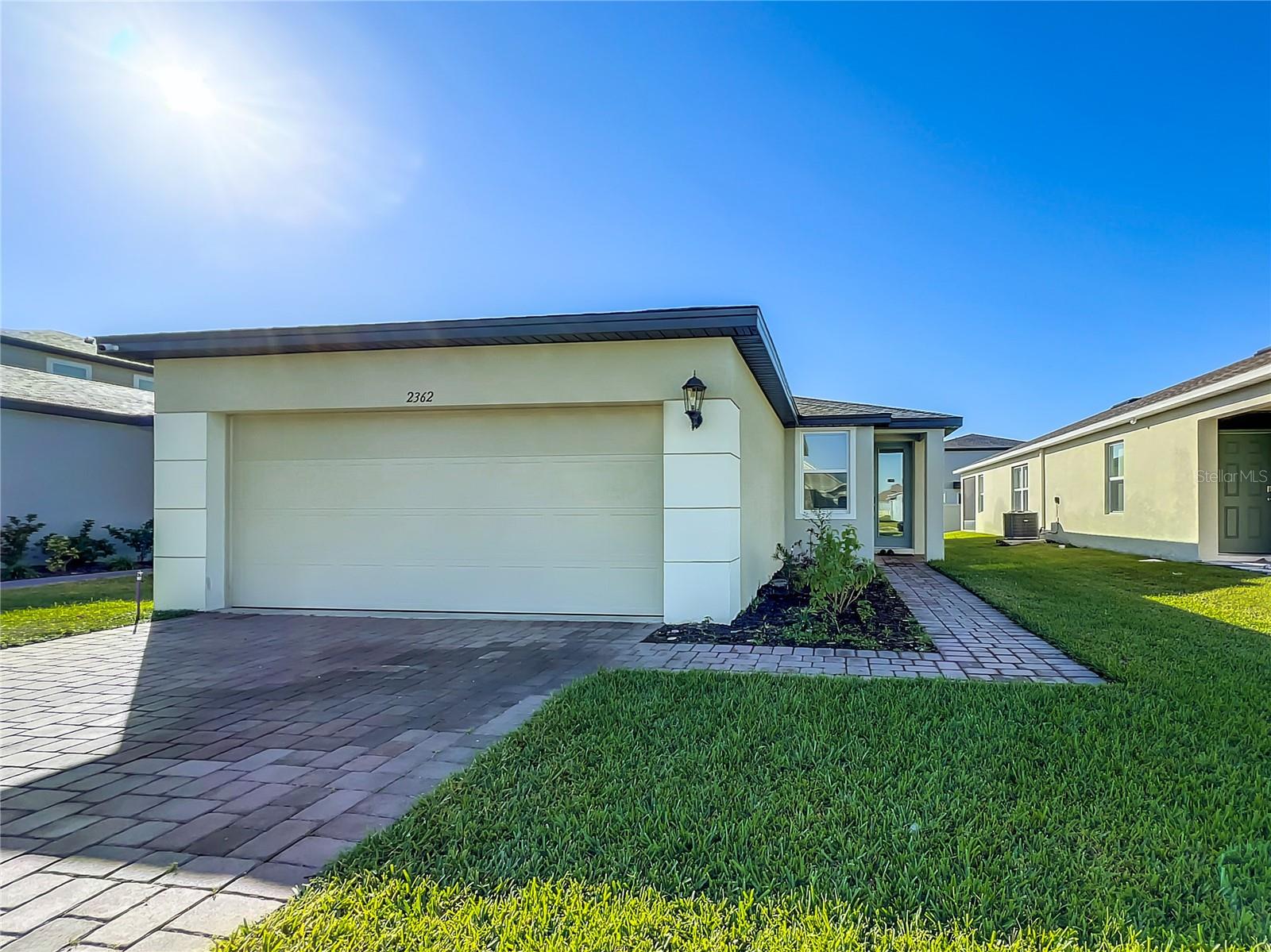 Listing photo 2 for 2362 Brassie Ct