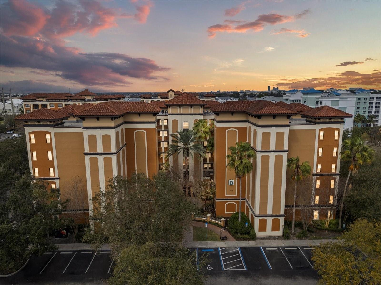 12539 FLORIDAYS RESORT DRIVE Unit 404D