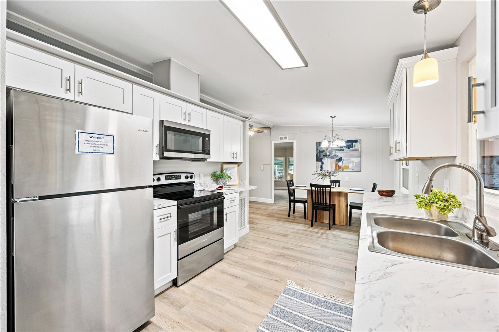Listing photo 2 for 2055 S Floral Ave #117