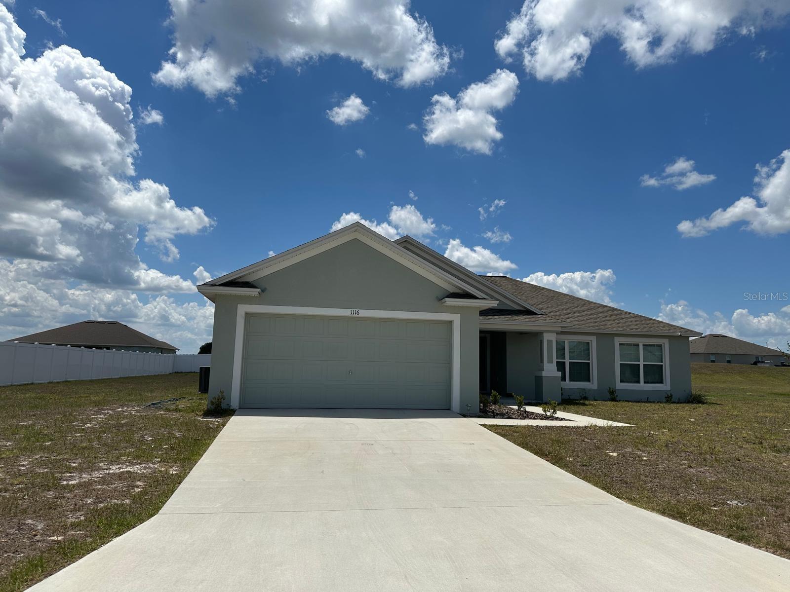 Listing photo 3 for 1116 Caloosa Ridge Way