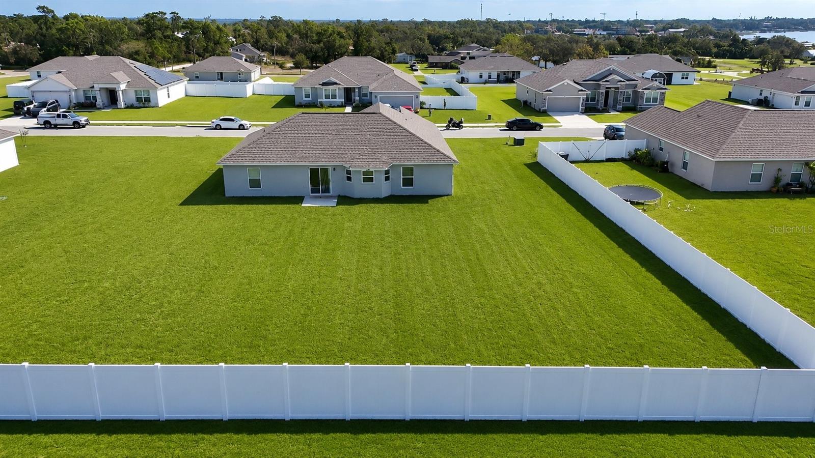Listing photo 1 for 1116 Caloosa Ridge Way