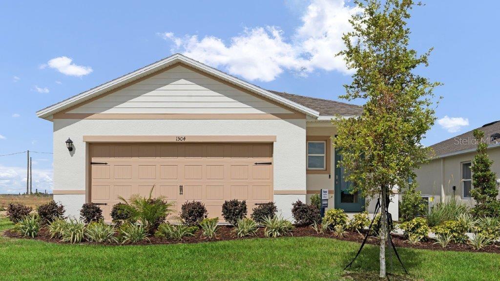 Listing photo 1 for 3310 White Indigo Rd