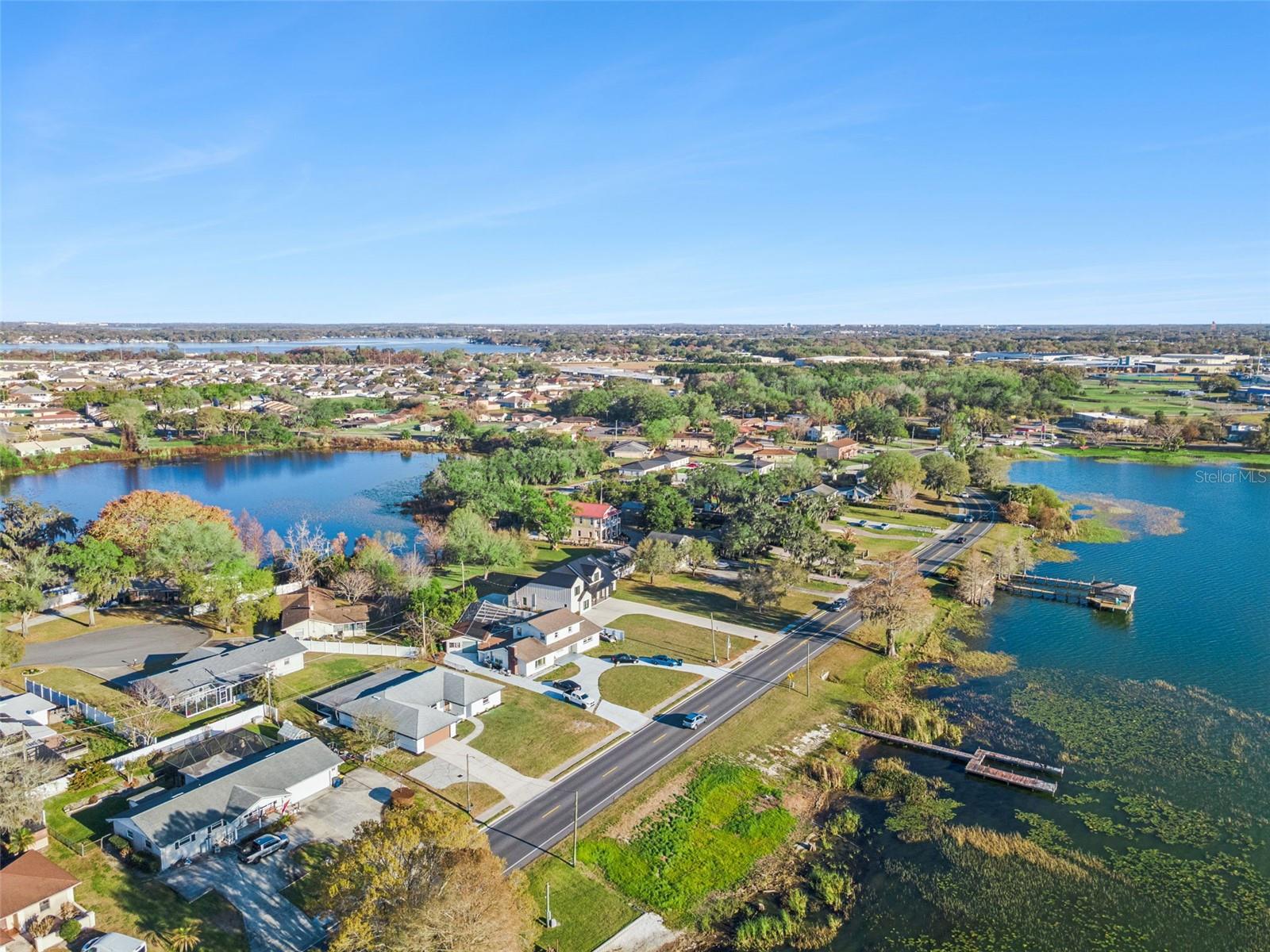 Listing photo 2 for 1106 Lake Ariana Blvd
