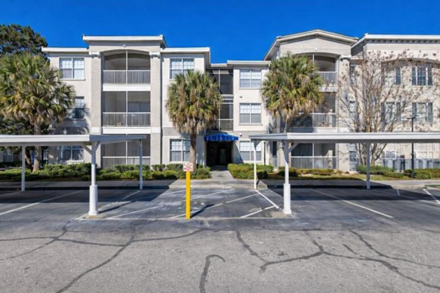 3000 LAUREL PARK Unit 305