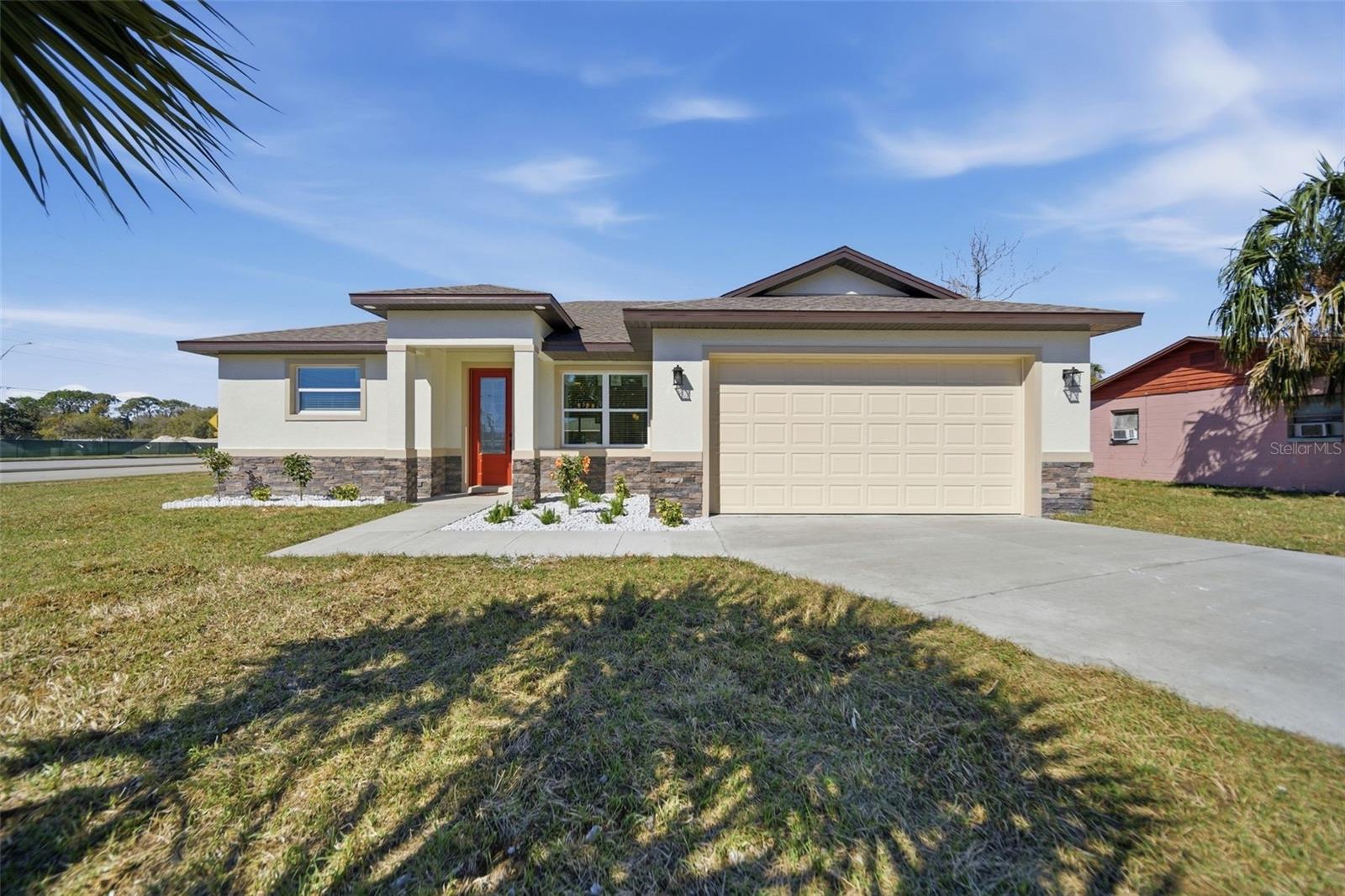 1002 WILLIAMS STREET