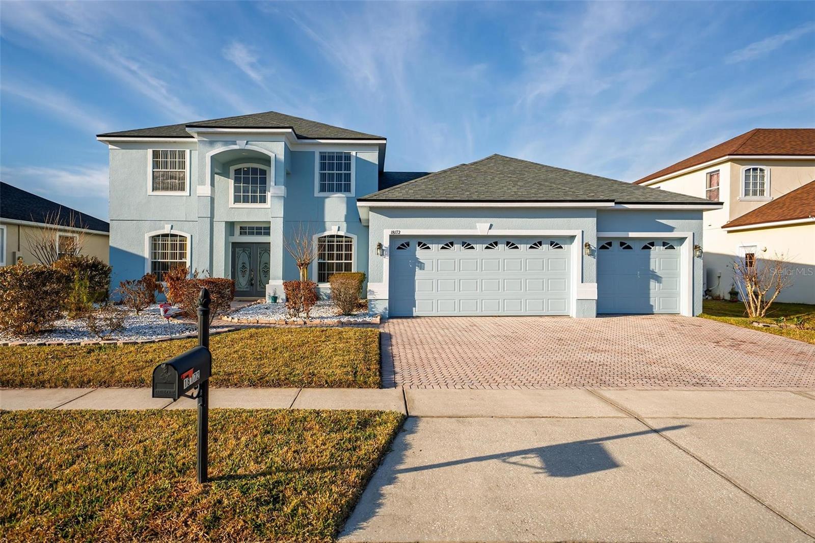 18172 THORNHILL GRAND CIRCLE