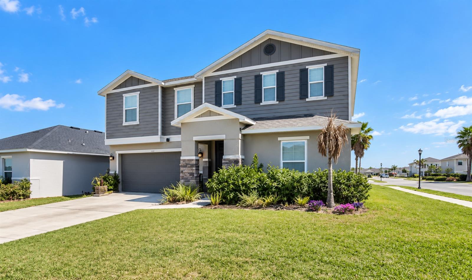 Listing photo 1 for 605 Sarner Pass Way