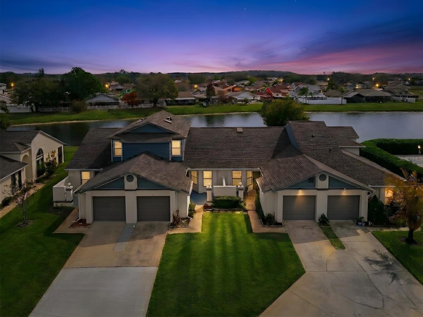 62 LAKEPOINTE CIRCLE