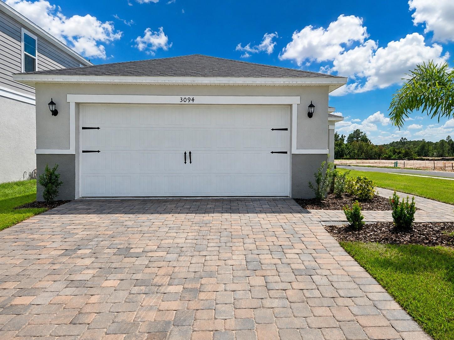 Listing photo 2 for 3094 Sanctuary Dr