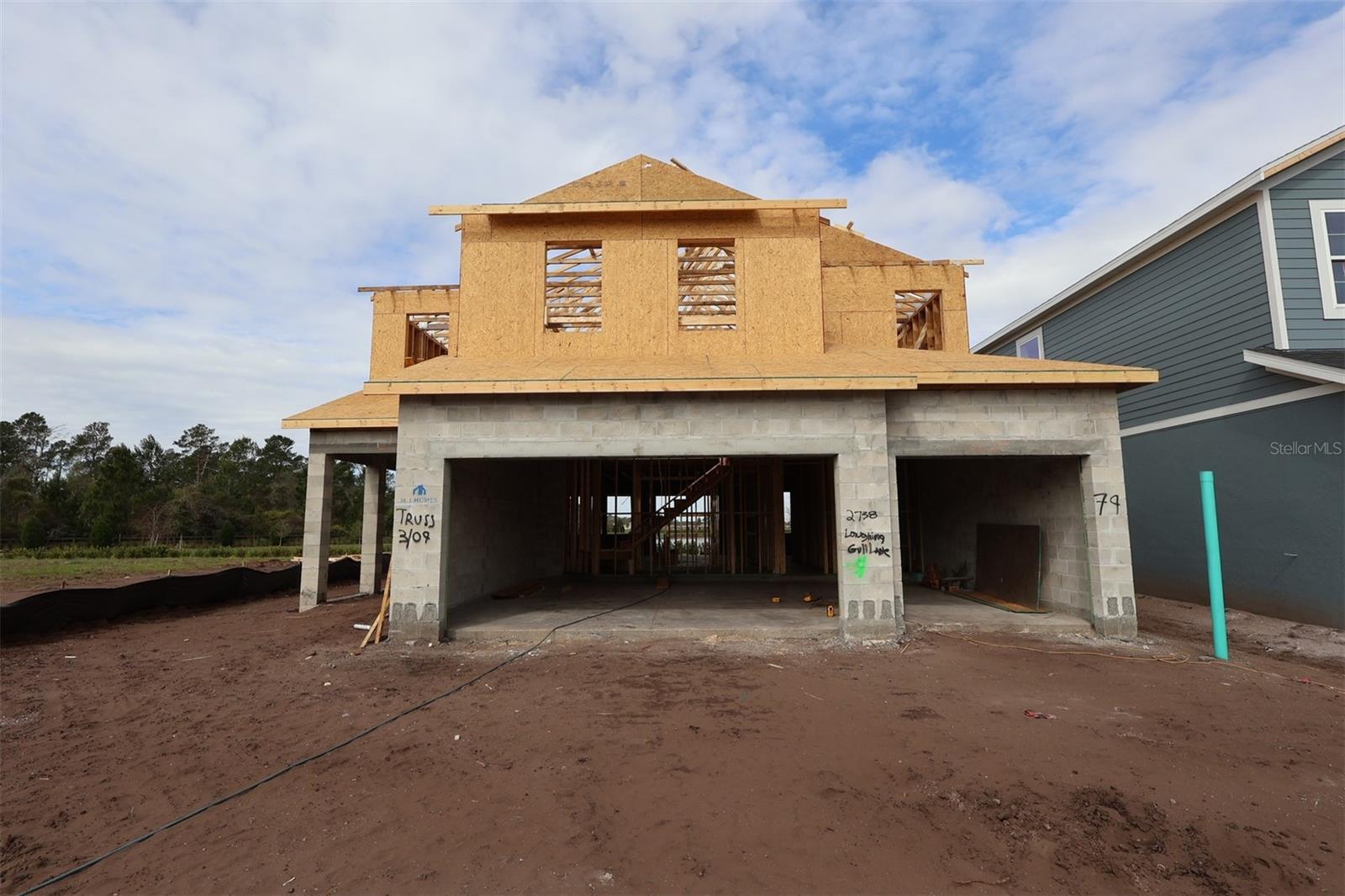 2738 LAUGHING GULL LANE