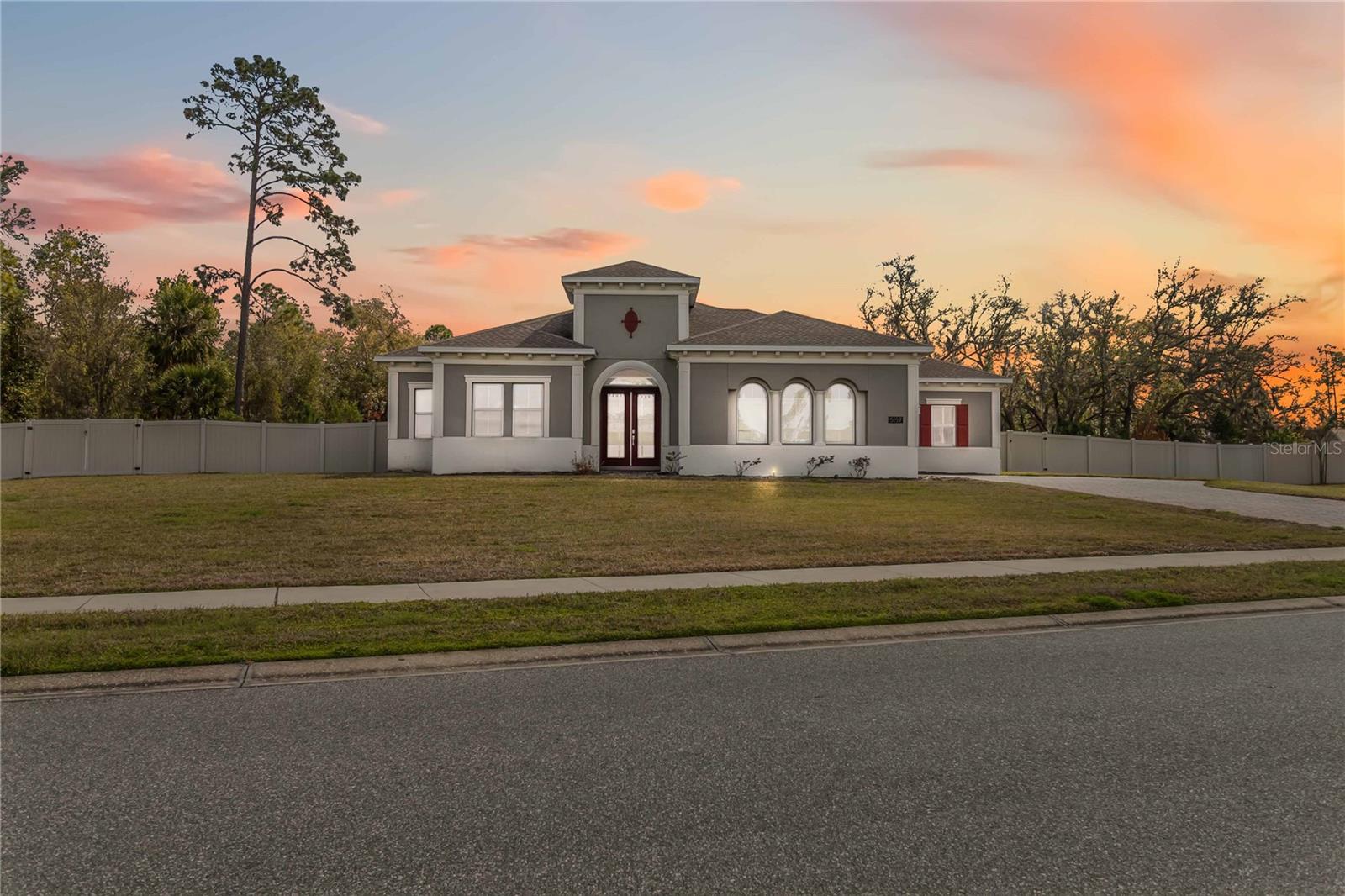 5157 KINGWELL CIRCLE