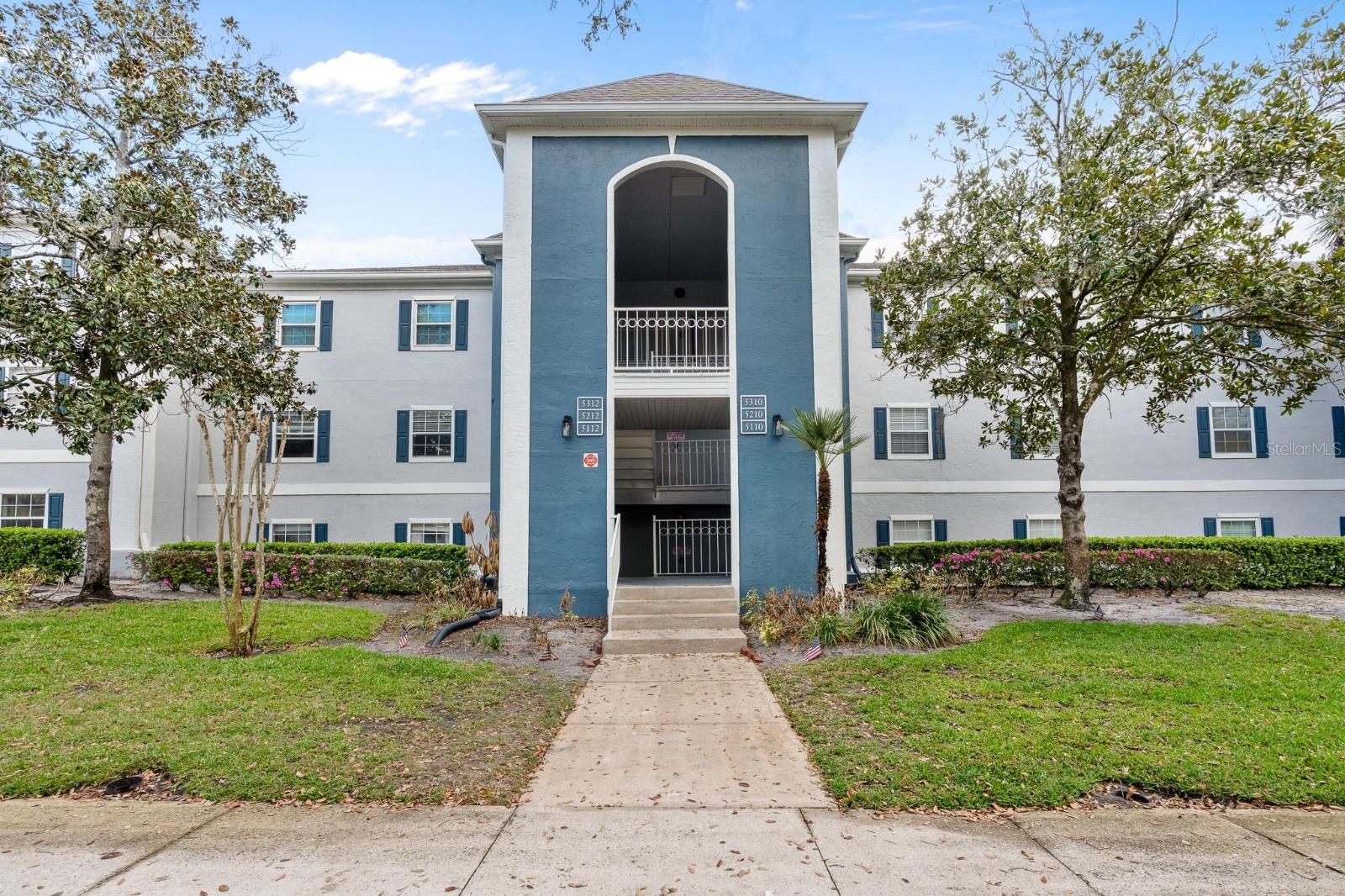 5112 CLUBSIDE DRIVE Unit 5112