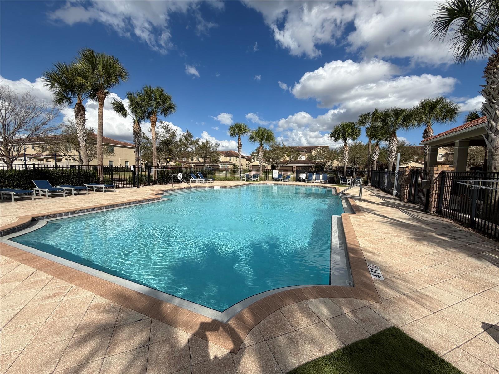 1996 LEATHER FERN DRIVE