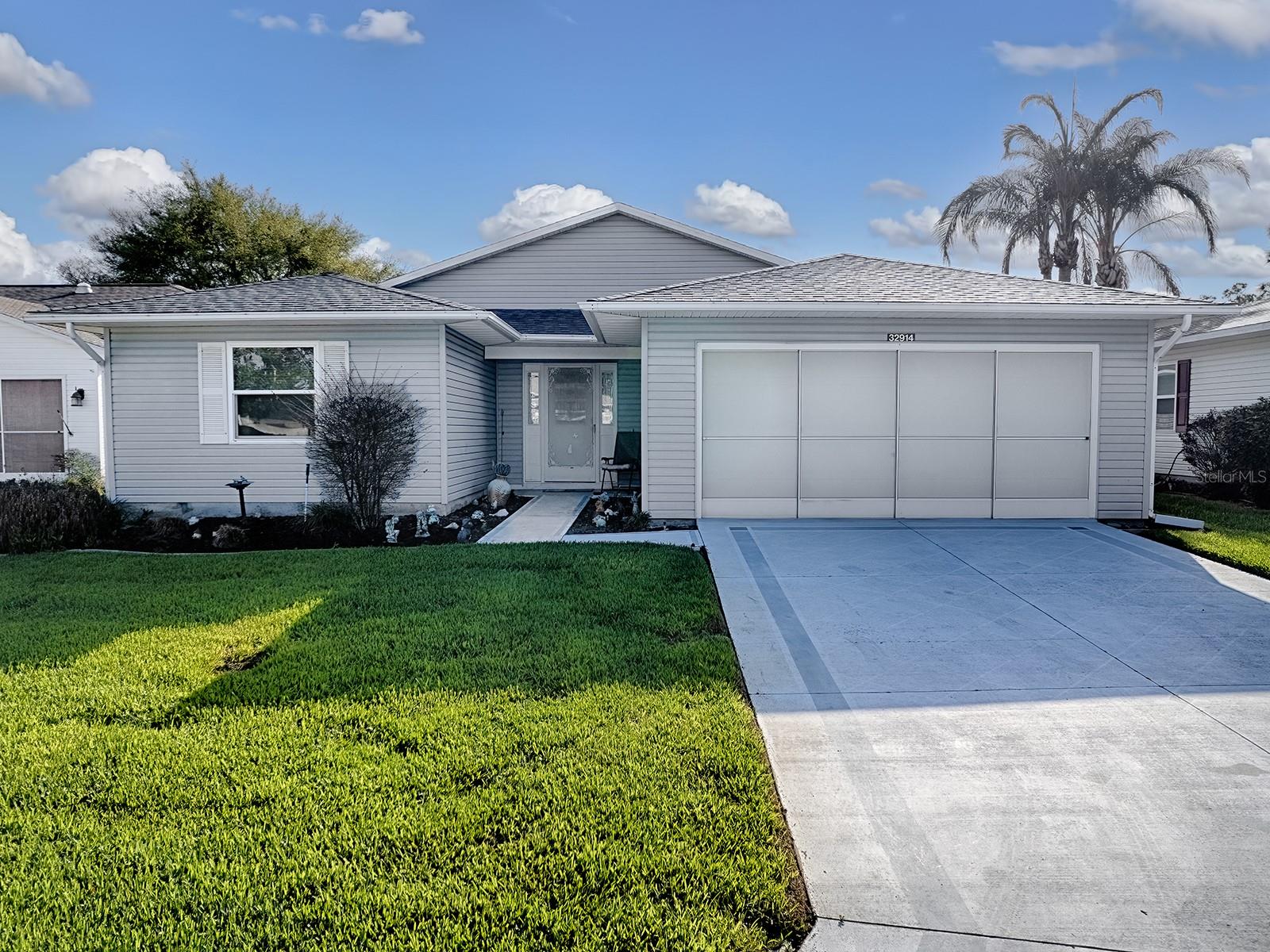 Listing photo for 32914 Crooked Oaks Ln