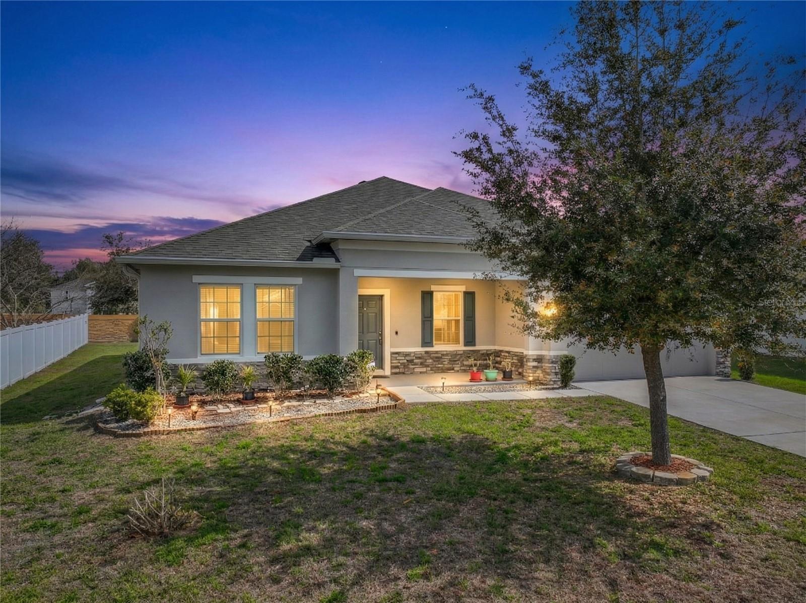 341 LAKE DOE BOULEVARD