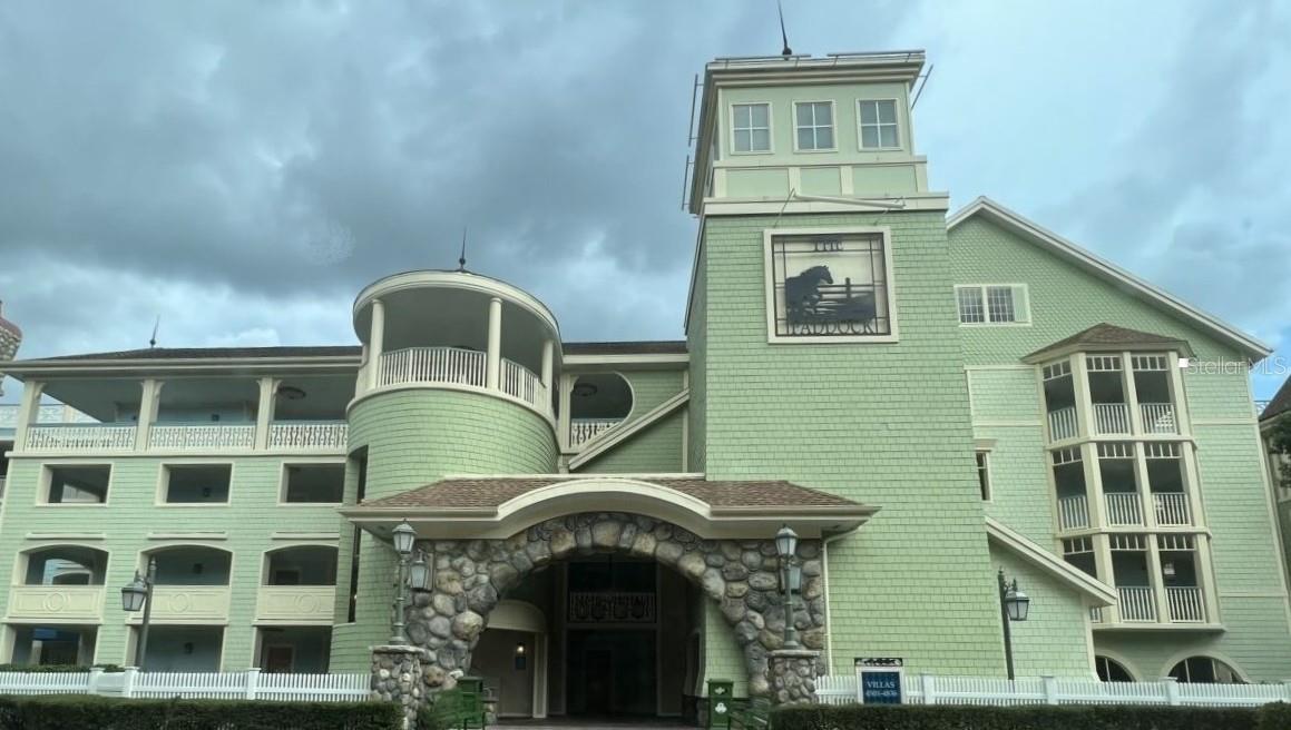 1960 BROADWAY Unit 100A