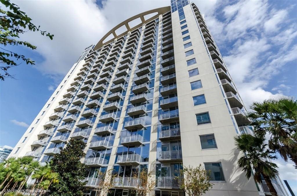 Listing photo 1 for 155 S Court Ave #1911