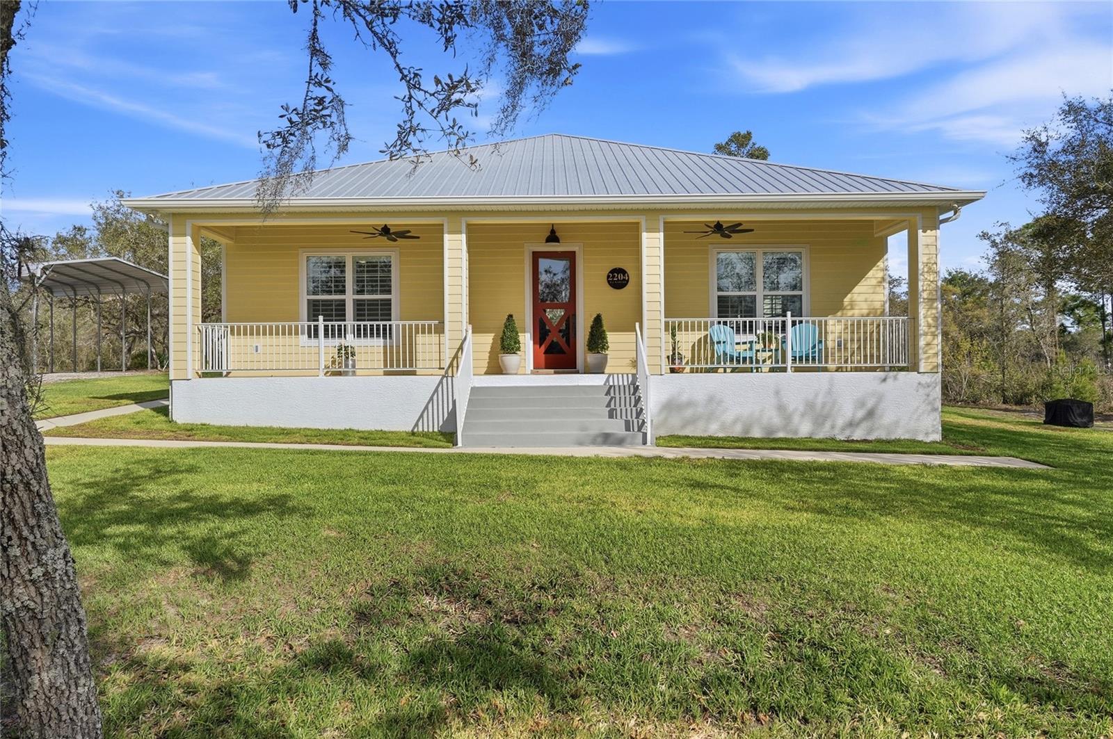 Listing photo 1 for 2204 R E Byrd Rd