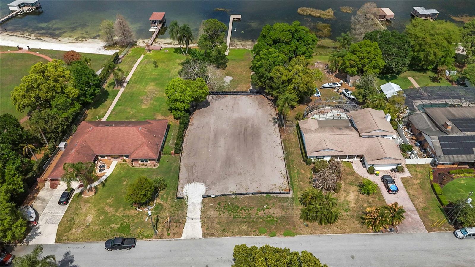 2815 TRENTWOOD BOULEVARD