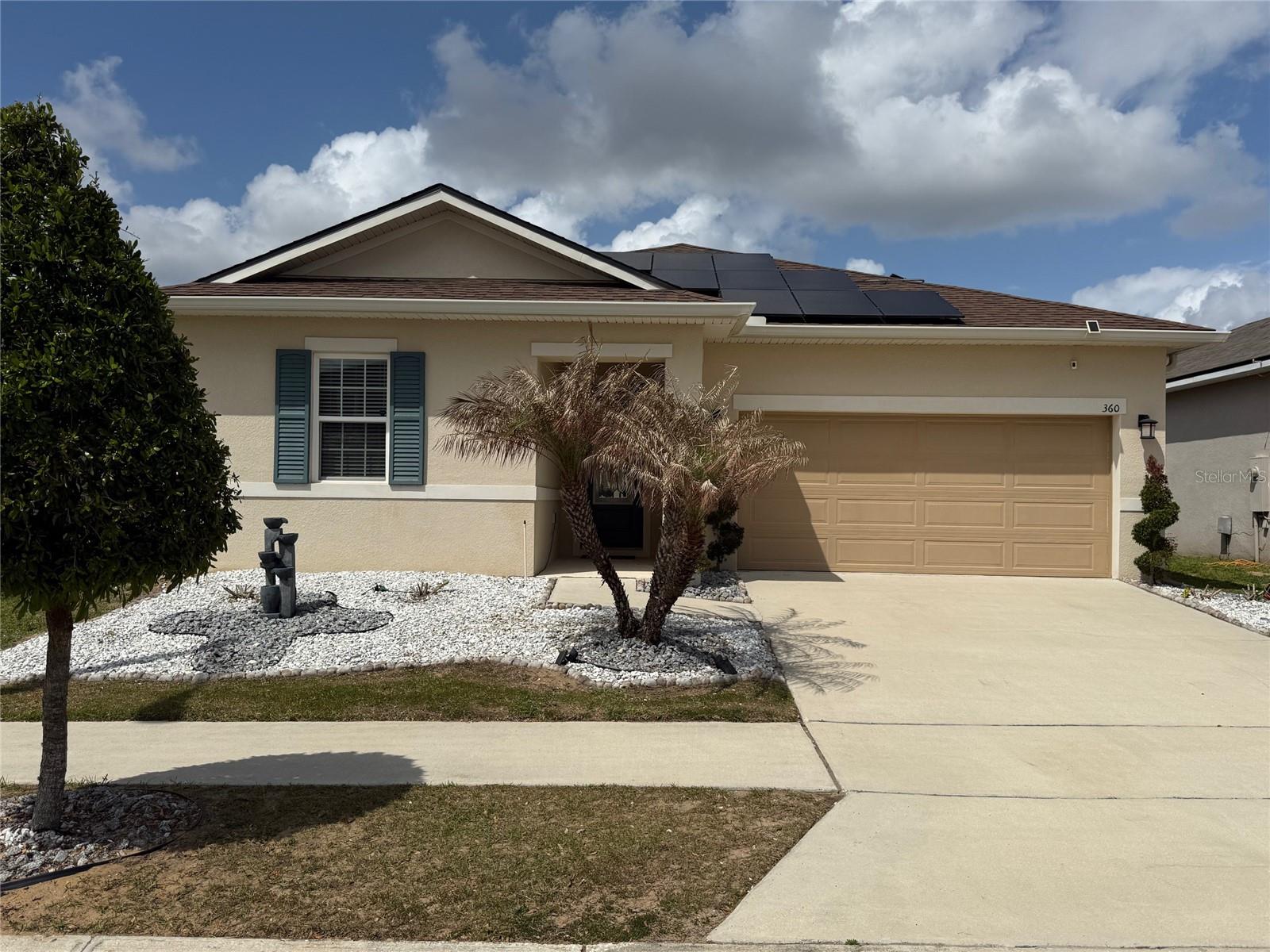 Listing photo 3 for 360 Buchannan Dr