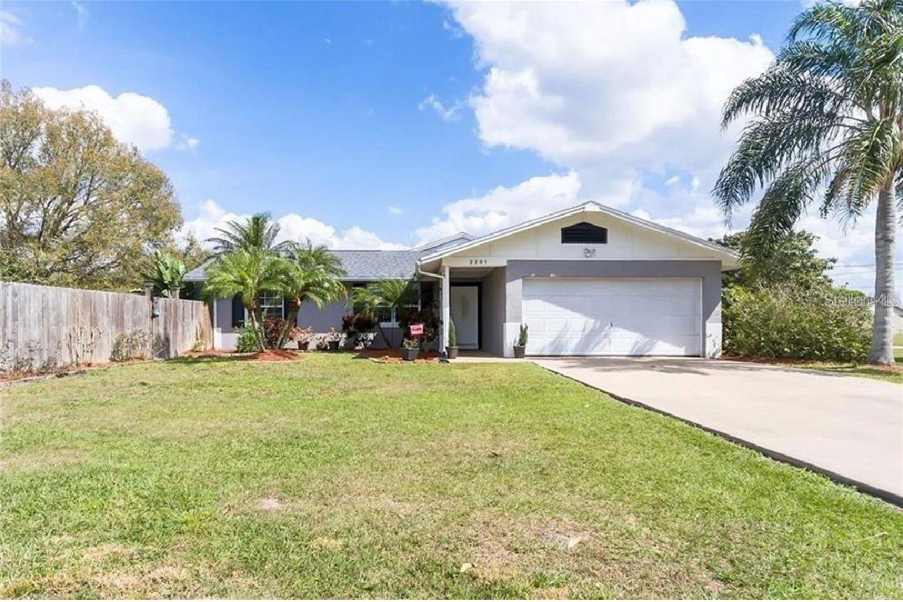 2201 HICKORY WOOD COURT