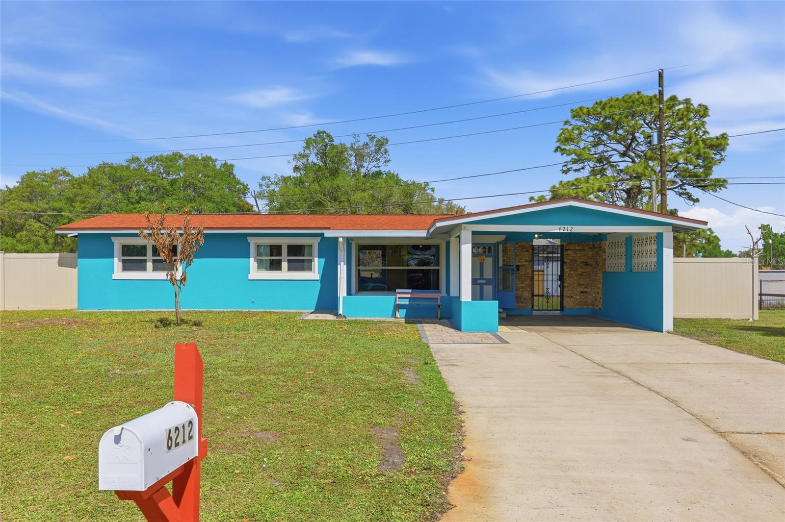 6212 WILLOW OAK LANE