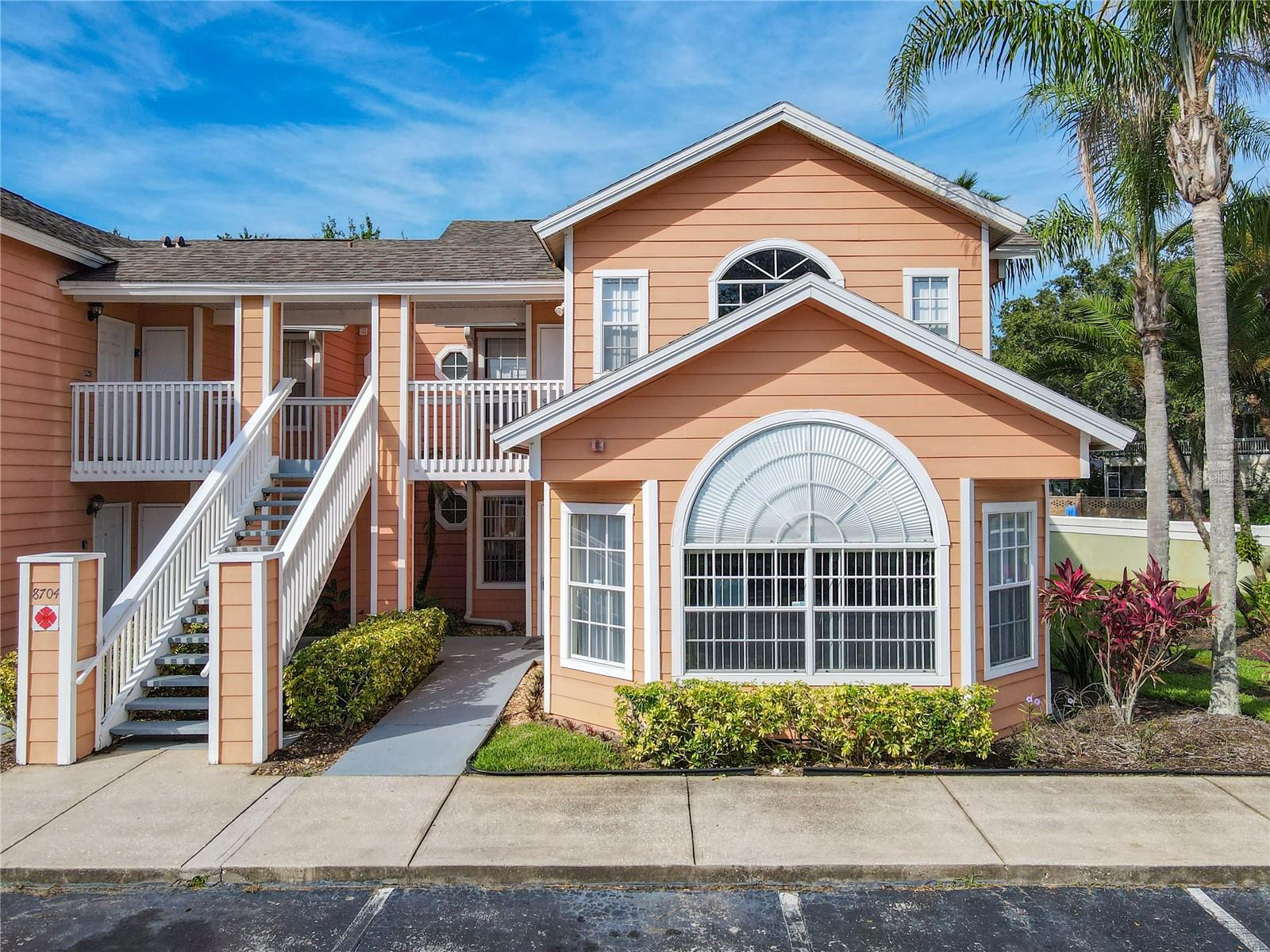 8704 KNIGHTSBRIDGE COURT Unit B