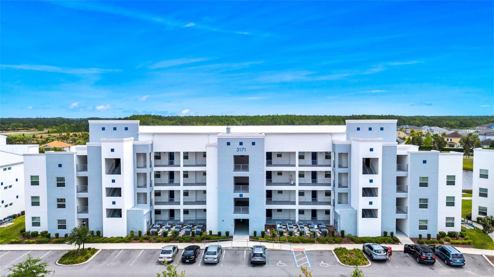 3171 PARADOX CIRCLE Unit 104