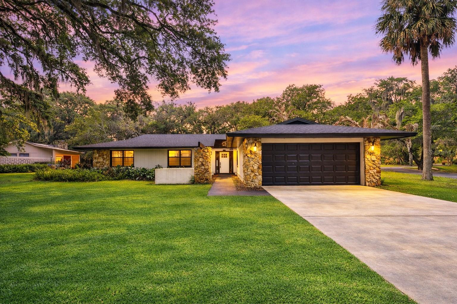 5374 CROOKED OAK CIRCLE