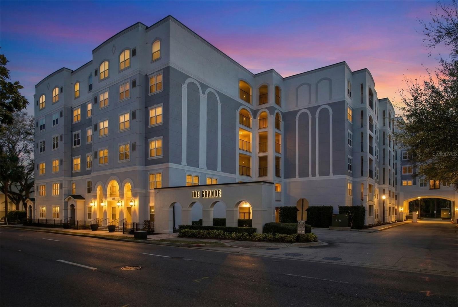 204 E SOUTH STREET Unit 6057