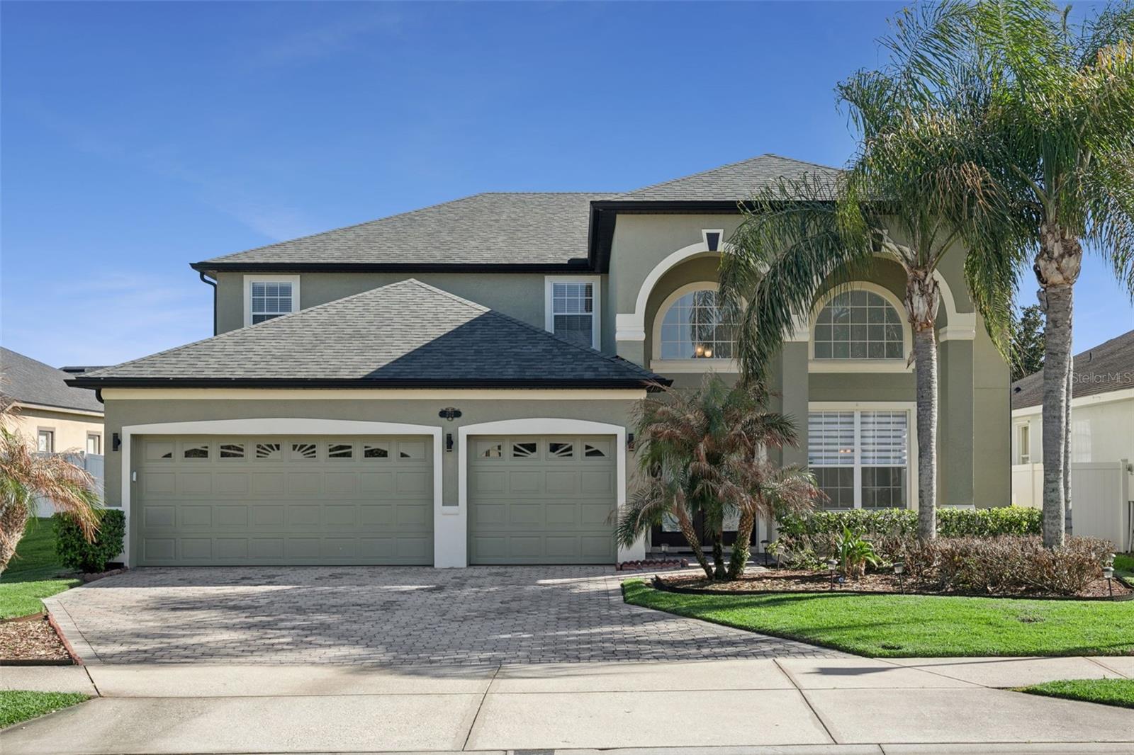 272 PORCHESTER DRIVE