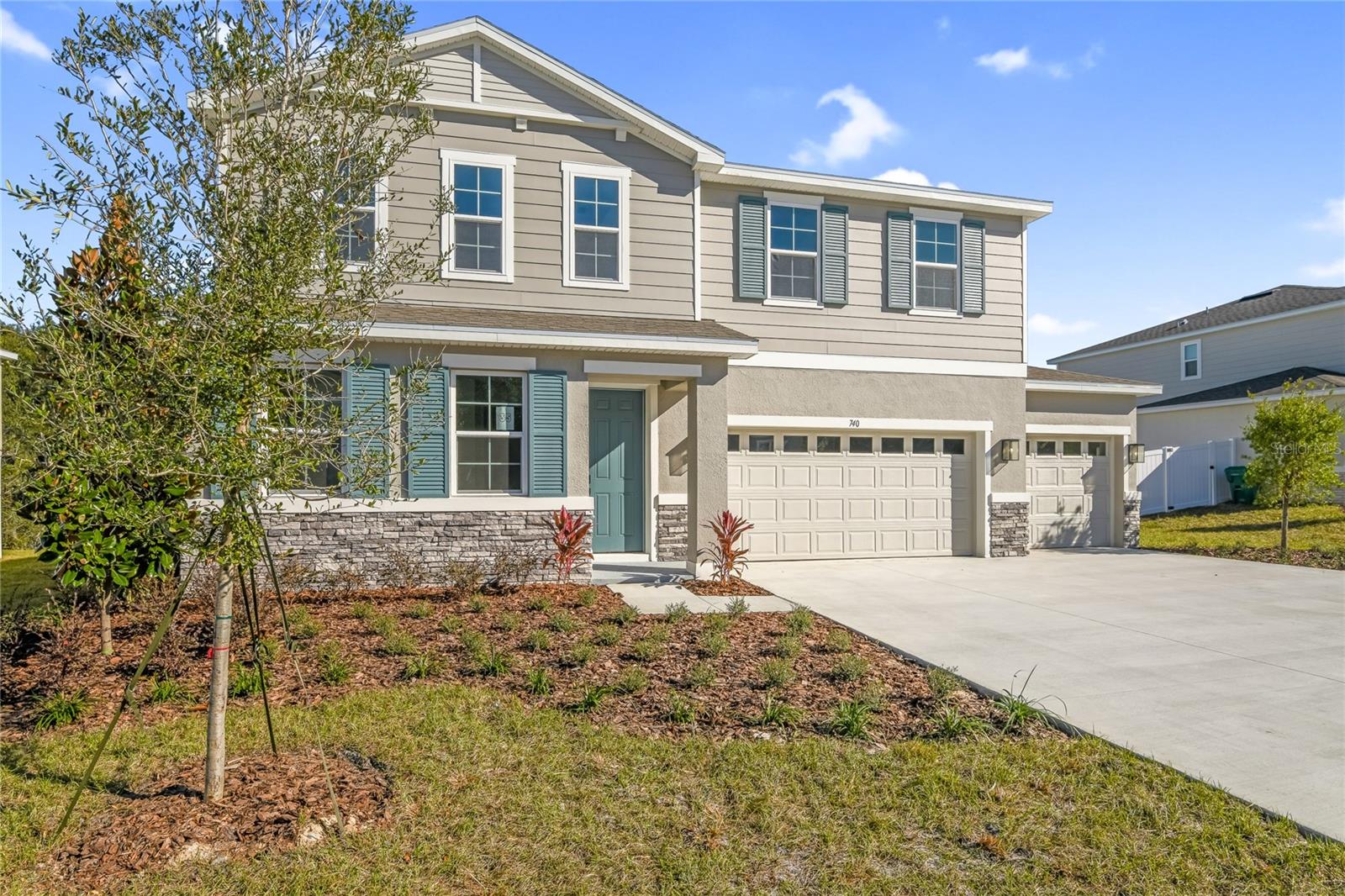 Listing photo 1 for 740 Wekiva Ridge Dr