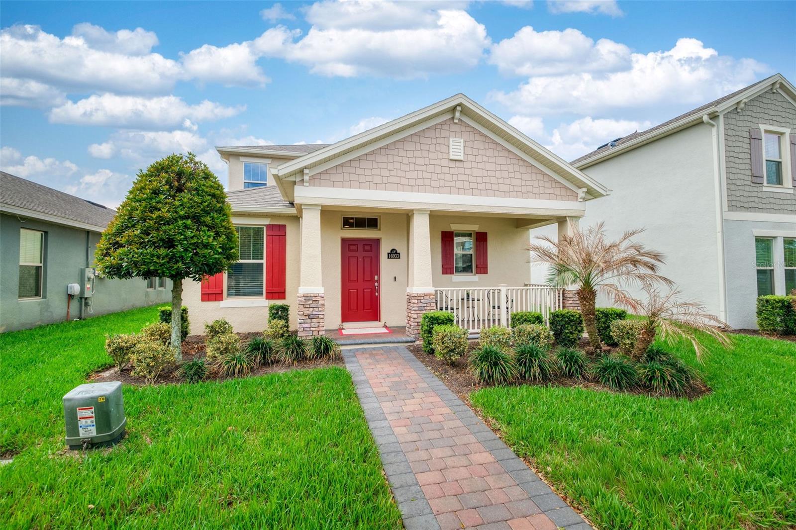 Listing photo for 16933 Oakboro St