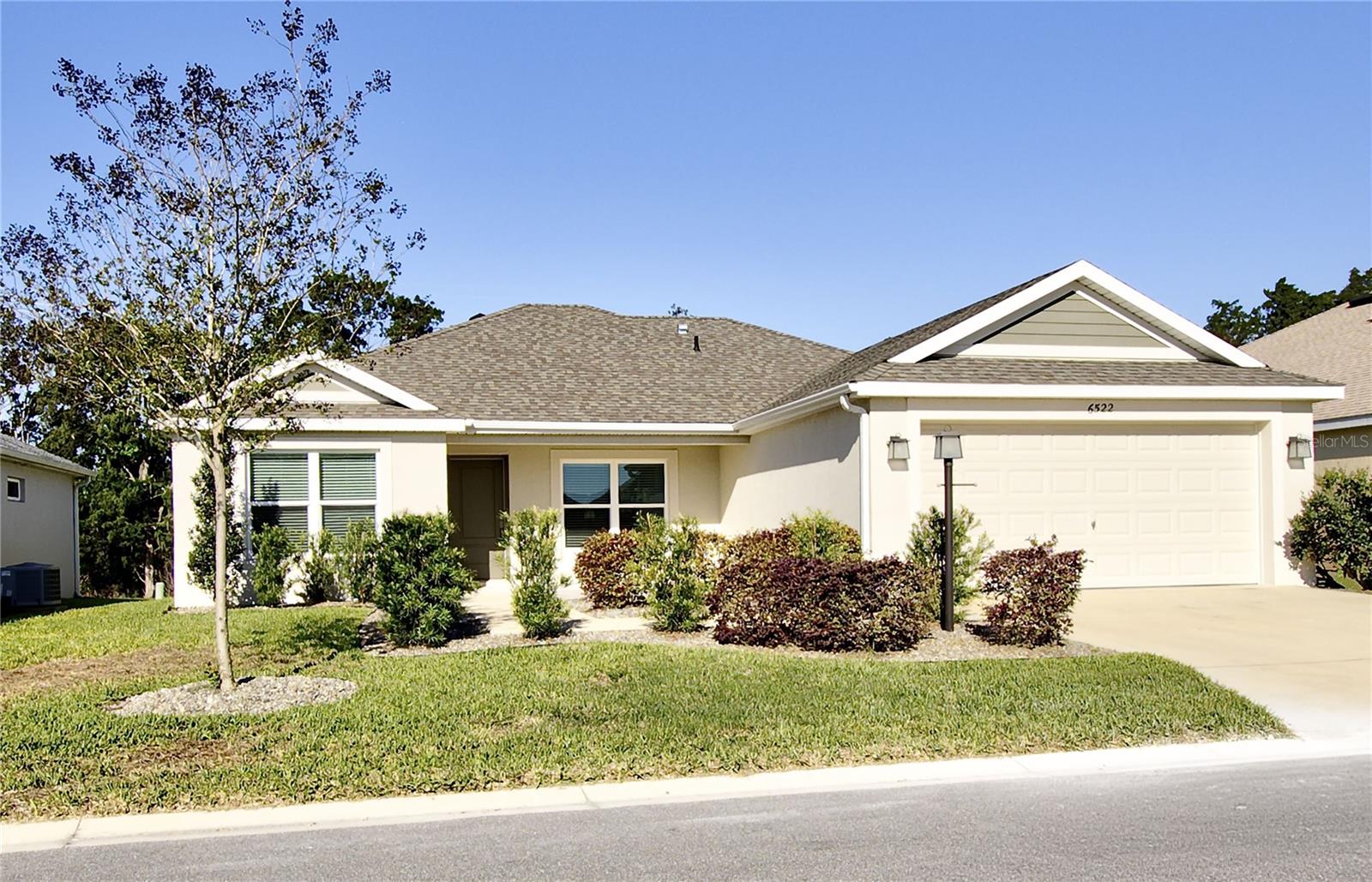 Listing photo 1 for 6522 Mcknight Loop