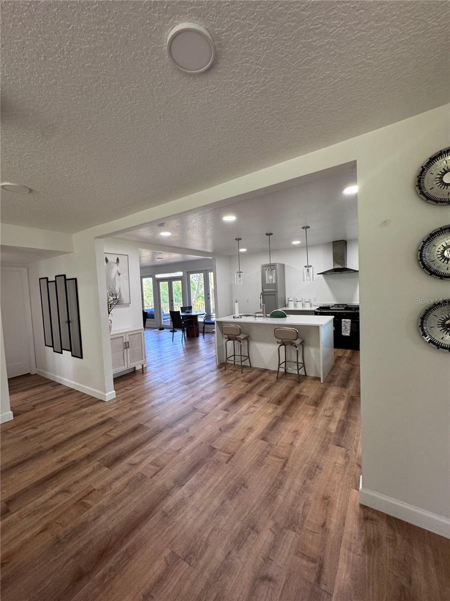Listing photo 3 for 10731 Libby Number 3 Rd