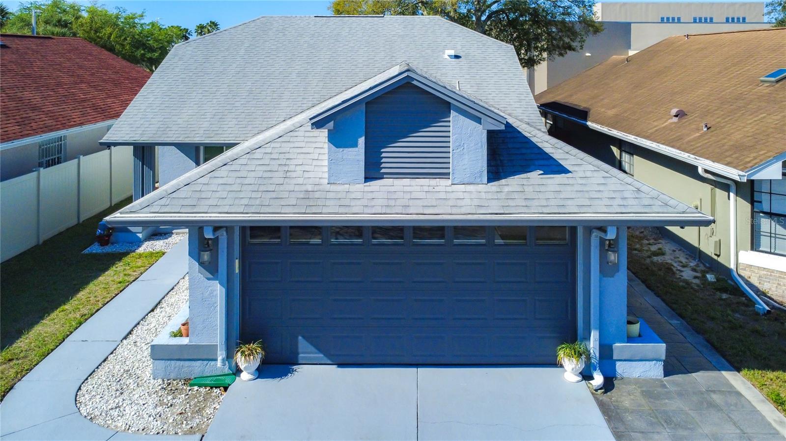 10405 CRESTO DELSOL CIRCLE