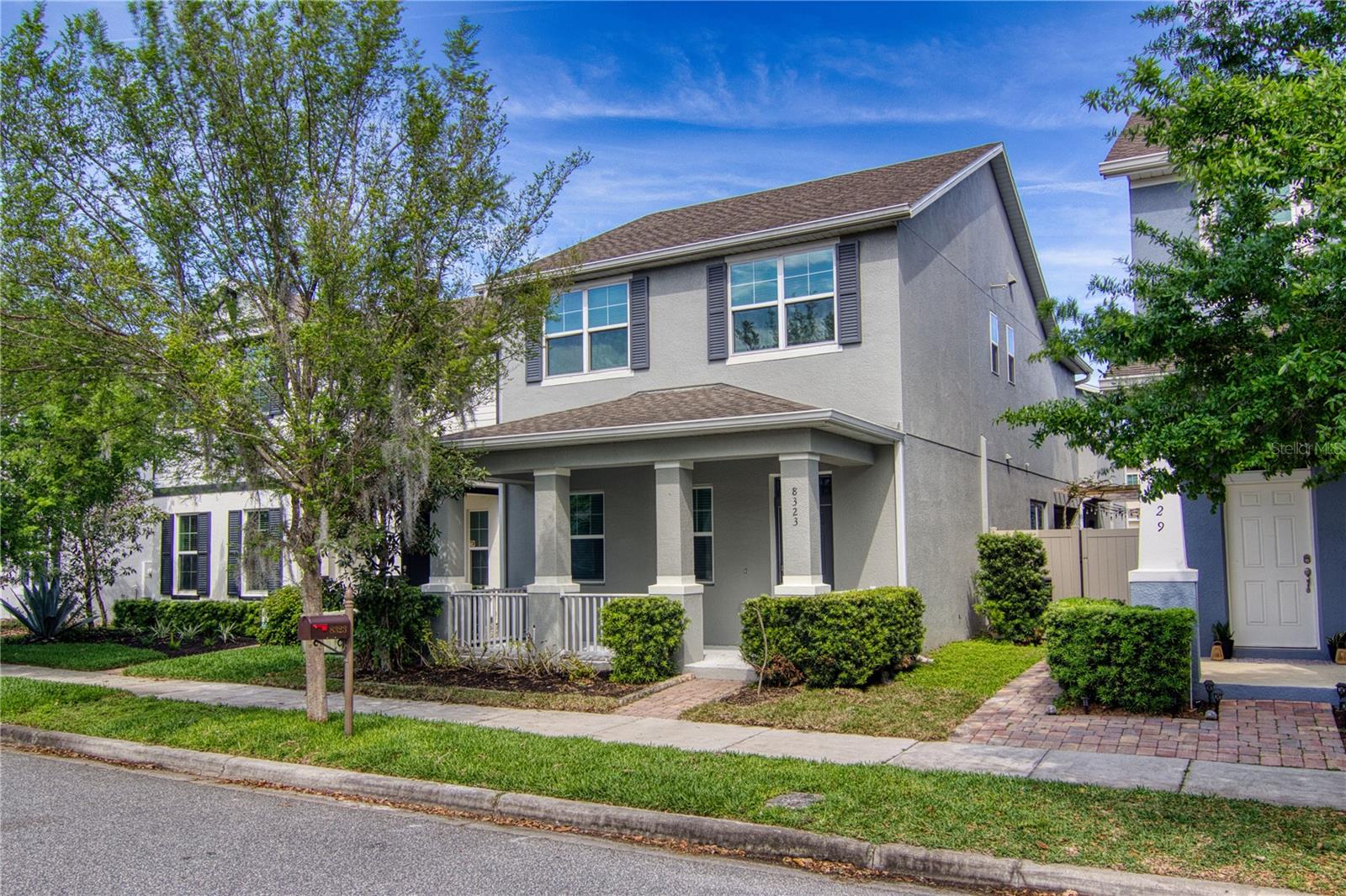 8323 LOOKOUT POINTE DRIVE