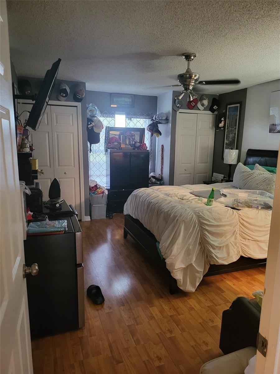 Photo 32