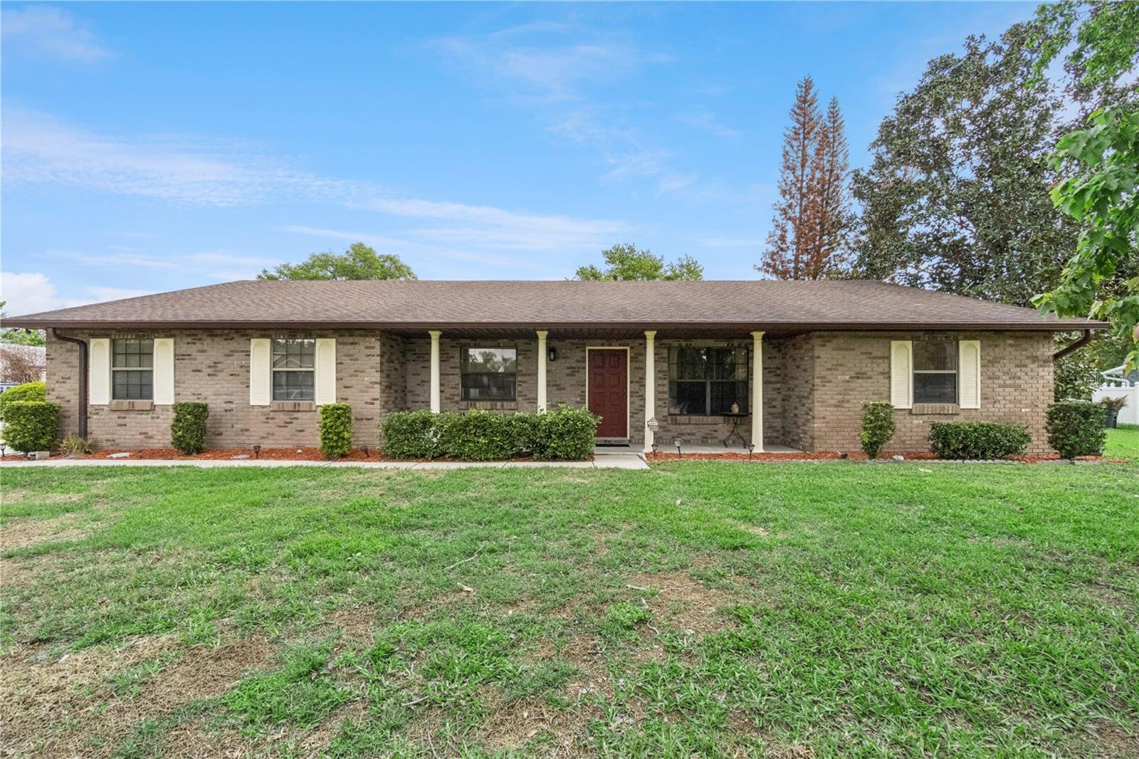 2867 LONGLEAF COURT