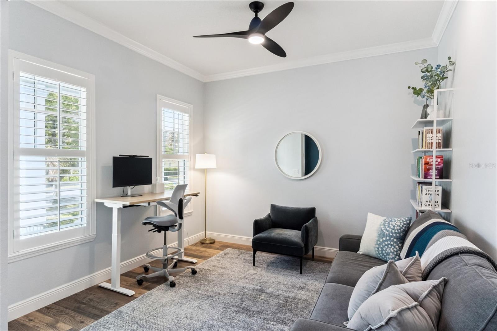 Listing photo 3 for 8257 Lower Perse Cir