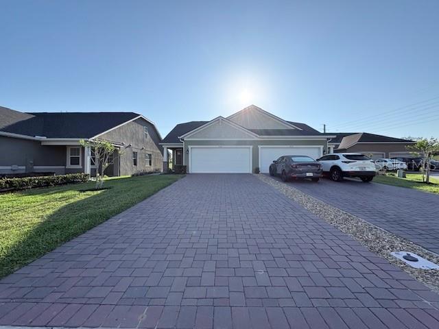 Listing photo 1 for 2668 Spider Lily Ct