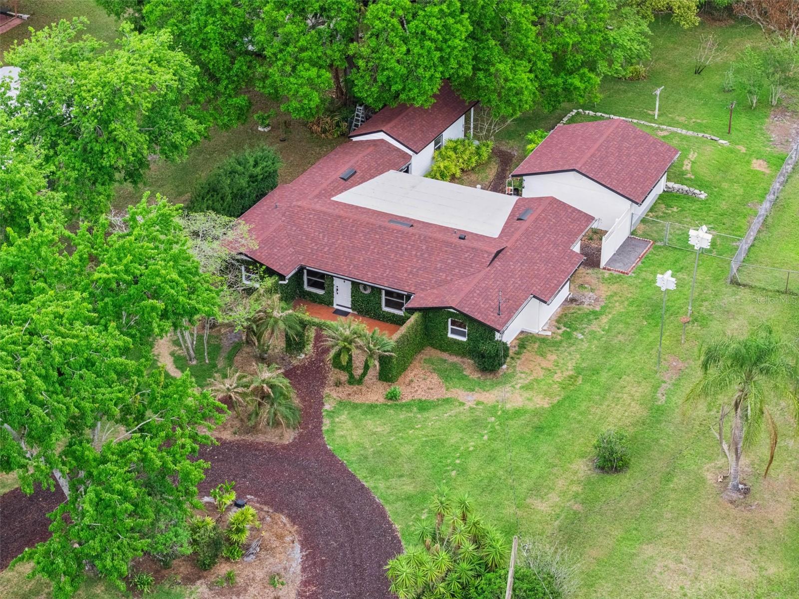 1221 LAKE DOWNEY DRIVE