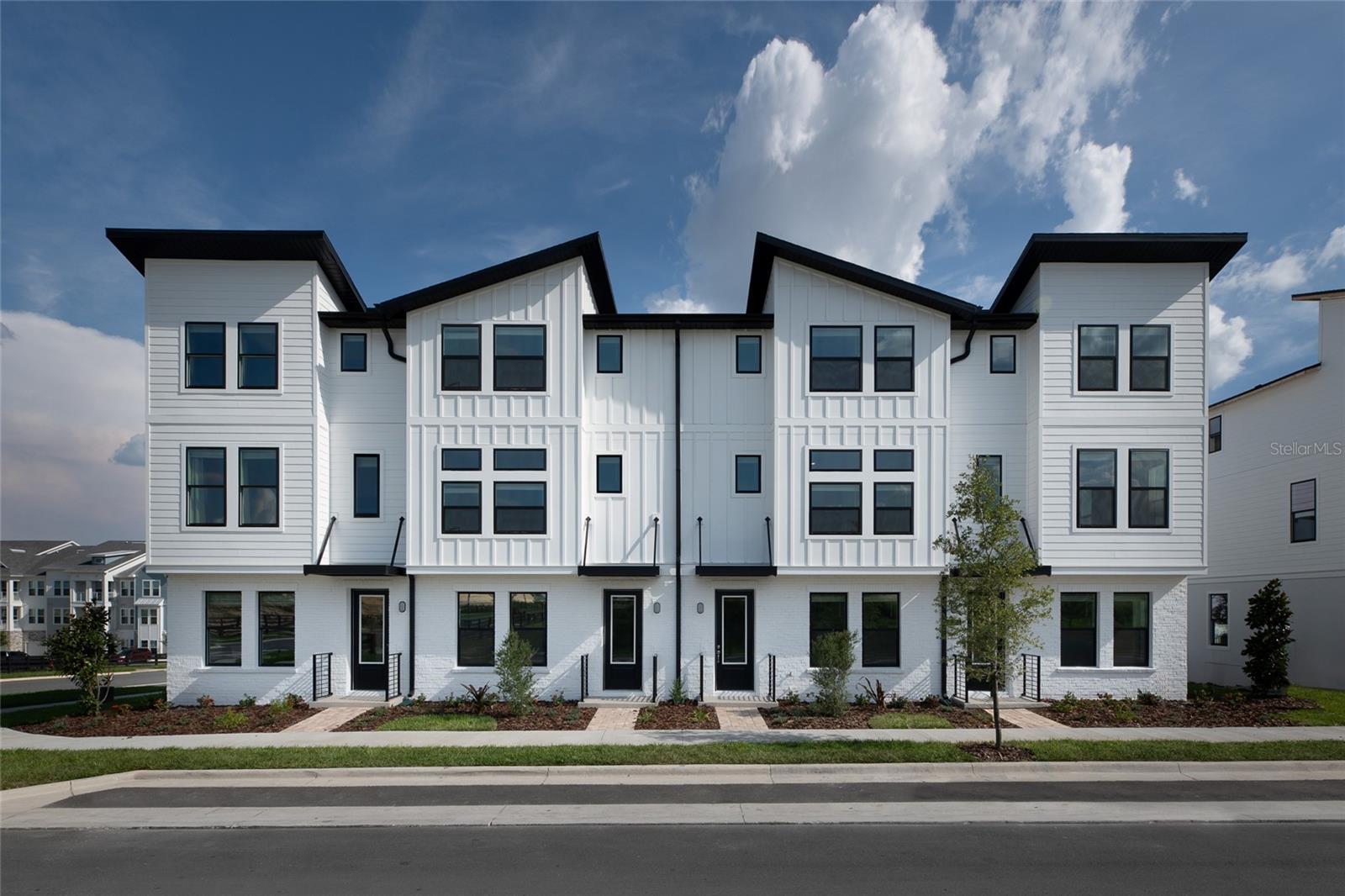 15501 HAMLIN PARK DRIVE