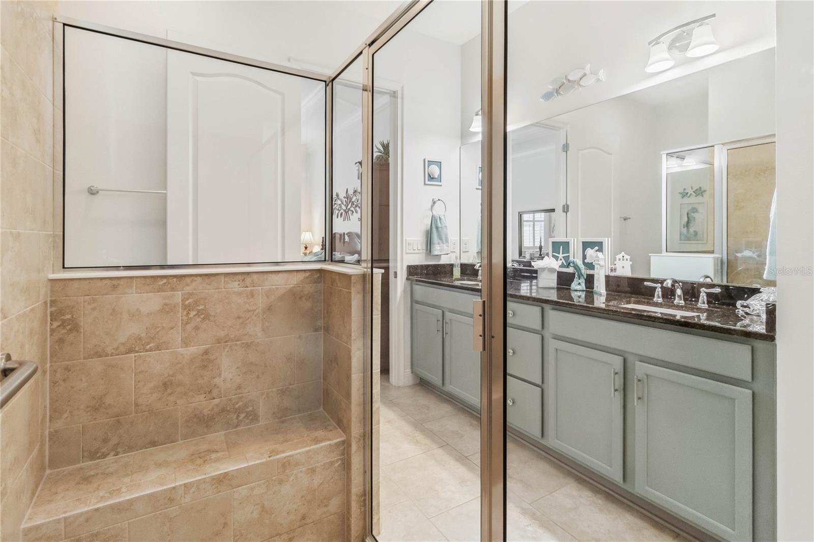 Photo 35