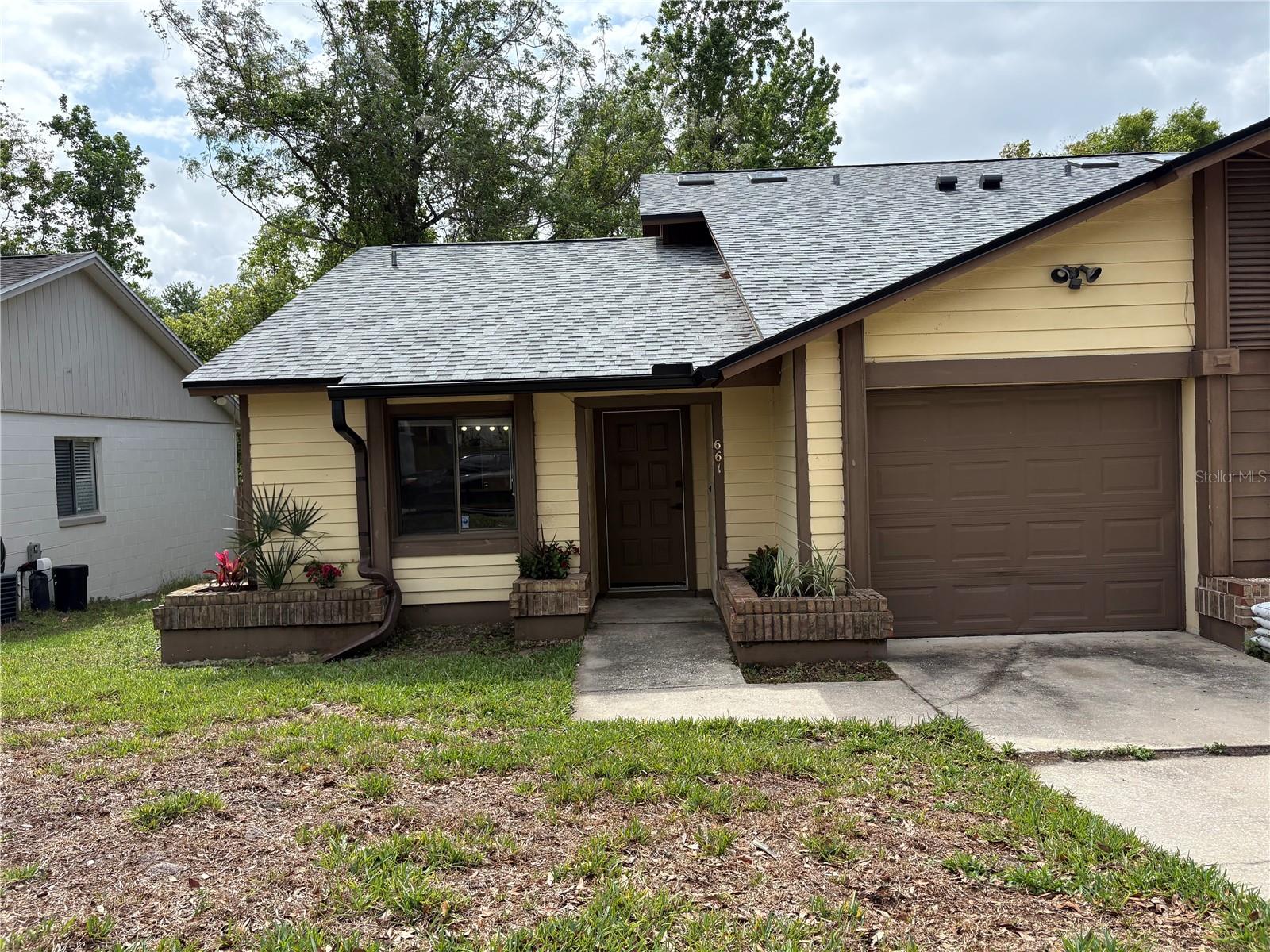 661 N WILDFLOWER COURT